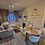 아파트 1 Bedroom Luxury Milena -free Parking