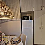 1 Bedroom Luxury Milena -free Parking 팜포로보