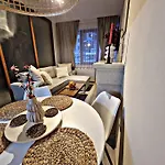 1 Bedroom Luxury Milena -free Parking *