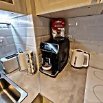 아파트 1 Bedroom Luxury Milena -free Parking *