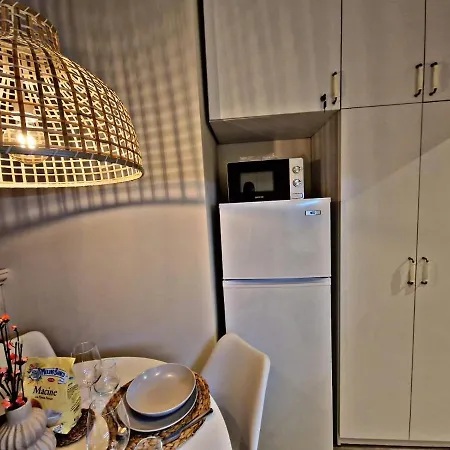 1 Bedroom Luxury Milena -free Parking פמפורובו