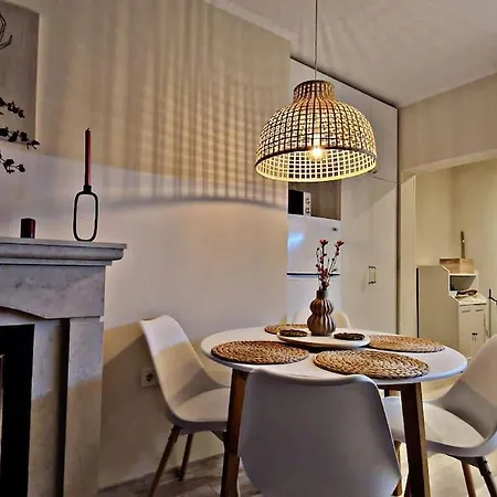1 Bedroom Luxury Milena -free Parking * פמפורובו