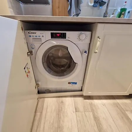 1 Bedroom Luxury Milena -free Parking דירה *
